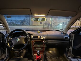 Škoda superb 1. 2.0i 85kW. 2002 rok výrobu. STK do 9/26. - 12