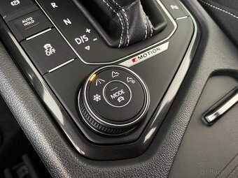 Volkswagen Tiguan 2.0TDI 4M DSG R-LINE - 12