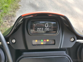 HARLEY DAVIDSON FXDR 114 - 12
