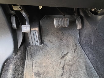 Prodám krásný Fiat FREEMONT 4x4, 2013, odpočet DPH. - 12