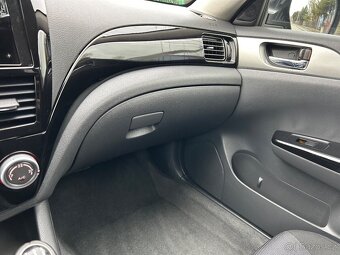 Subaru Impreza 2.5T WRX - 12