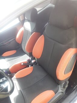 Prodám (vyměním) citroen c2 - 12
