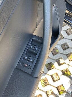 Škoda Rapid, 1.2 TSi SPACEBACK Sport, Navi,Výhřev,Panorama - 12