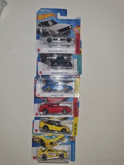 Hotwheels - 12