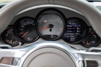 Porsche Carrera S manual - 12