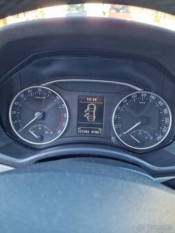 Škoda octavia 1.6 tdi DSG - 12
