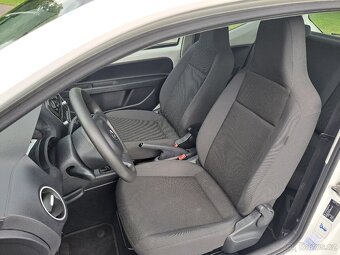 VW UP 1.0MPi,1majitelka,Servis jen VW,po Rozvodech,po STK - 12