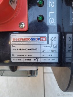 stavební rozvaděč + kabel - 12