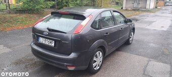 FORD Trend Plus Focus 1.6 MR`05 E4 RHD - 12