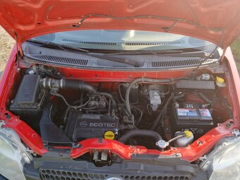 Opel Agila - 12