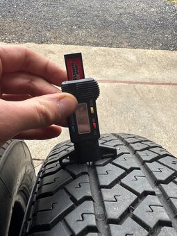 Běloboké pneu Michelin MXV-P 185R14 - 12