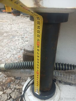 Hydraulické kladivo 13-20t - 12