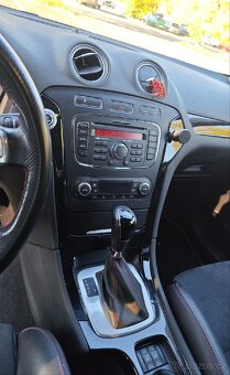 Ford Mondeo MK4 kombi Titanum S 2.0 176KW - 12