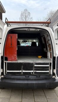 Volkswagen Caddy 1.6 TDI 55kW KLIMA VESTAVBA ZAHRADKA - 12