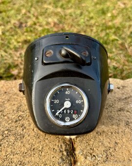 Jawa 50 mustang - přední světlo - 12