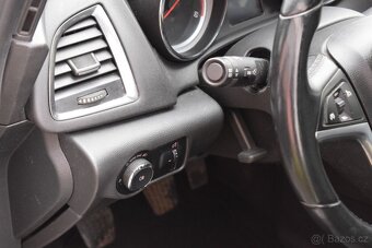 Opel Astra 1.7 CDTi/2012/TAŽNÉ/MANUÁL/AC/ - 12