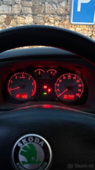Škoda Octavia 1.6 55kw benzín - po servisu  - 12