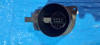 VW Golf 4 Náhradní díly Alternator, vaha vzduchu, alu kola - 12