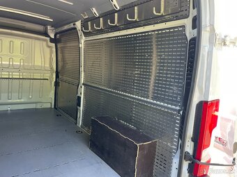 Peugeot Boxer,Pojízdná dílna.85 tis.km. Rv23 L3H2 - 12