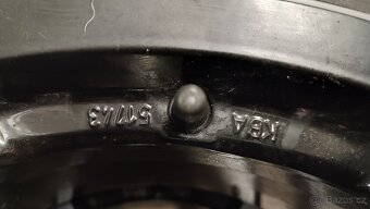 215/65/17 zimní Š Kodiaq - 12