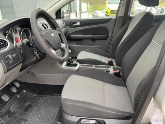 Ford Focus 2,0 TDCi  Duratorq Trend (2010) - 12