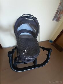 Kombinovaný kočárek Baby Design Lupo - 12