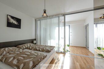 Pronájem krásného, světlého bytu 4+kk  116m2 plus zimni zahr - 12