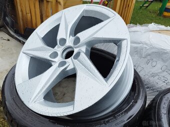 Nová Alu kola Original Audi A3 8Y r17 8Y0601025A - 12