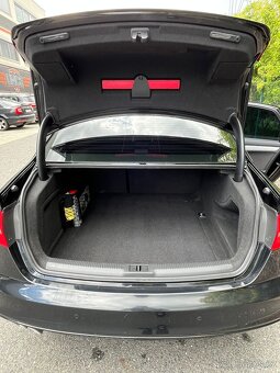 Audi A4 B8 2.0TDI 110kw S-line - 12
