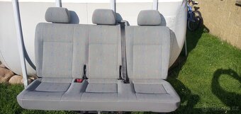 PRODÁM TROJSEDAČKU ORIGINÁL VW T5 TRANSPORTER - 12