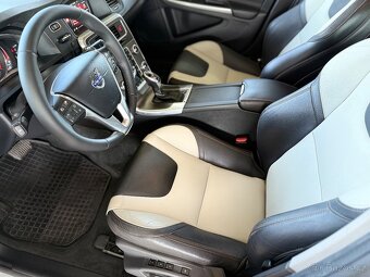 Volvo S60 D4 AWD Cross Country (5-válec) - 12