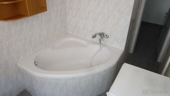 Pronájem 2+kk J.Š. Baara, České Budějovice - 12