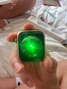 Apple watch series 4 - 44mm - 12