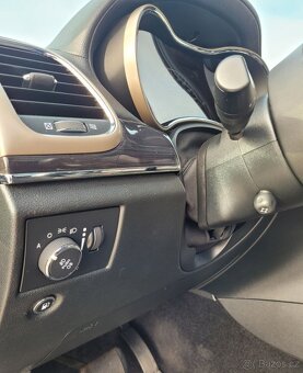Jeep Grandcherokee WK2 3,0D 270ps - 12