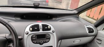 Citroen Xsara Picaso - 12