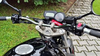 Yamaha XJ6 - výkon 35 kW - 12