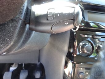 Citroen C 1.4i r.v.2012 (54 kw) Koupeno v ČR - 12
