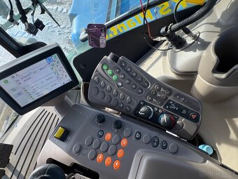 sklízecí řezačka John Deere 8600i - 12