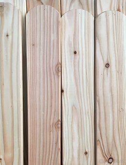 Dřevo- Plotová modřínová prkna plotovka plaňky na plot - 12