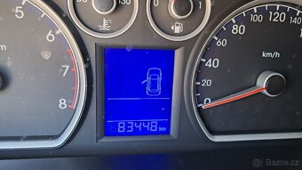 Hyundai i30, 1.6i / najeto 83 000 km 1.MAJITEL ČR - 12
