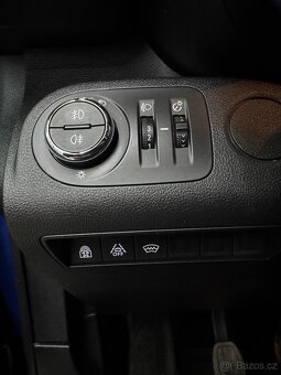 Opel Combo Life 1.5 CDTI Elegance 5 míst/2021 - 12