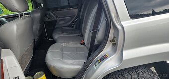 Jeep grand cherokee - 12
