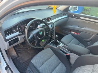 Škoda super b 2013 - 12