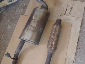 MAZDA 3 1.4 16v r.2007 / díly - 12