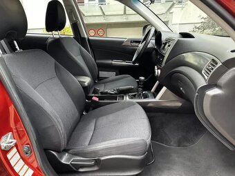 Subaru Forester 2.0 D SUV 4x4 Xenony Tažné 2t Kamera 1. Maj - 12