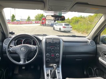 Suzuki Grand Vitara 1.9DDiS 95kw 4x4 2009 Facelift - 12
