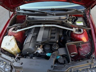 BMW E46 323i - 12
