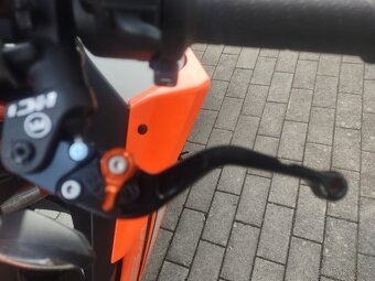 KTM 1290 Super Duke EVO - 12