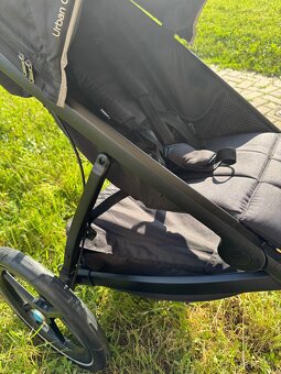 Kočárek v aukci Thule Urban Glide 2 - 12