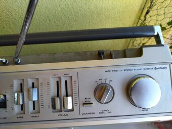 HITACHI TRK - 8190E - BOOMBOX - 12